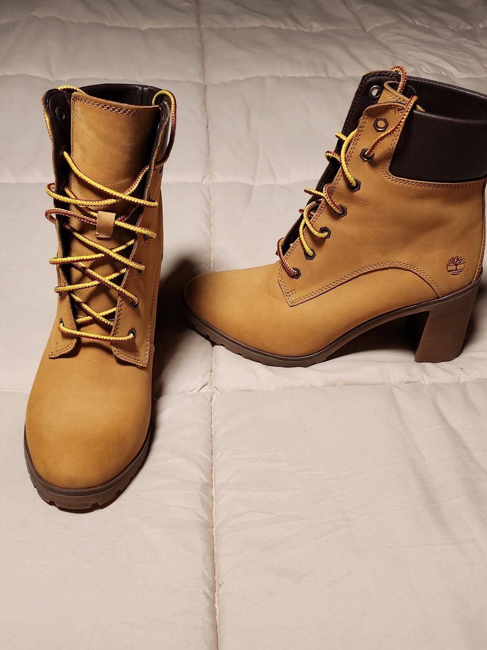Timberland Lug Sole Chelsea Boots - Wheat Brown